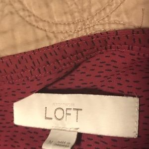 LOFT size M Sleeveless dress shirt